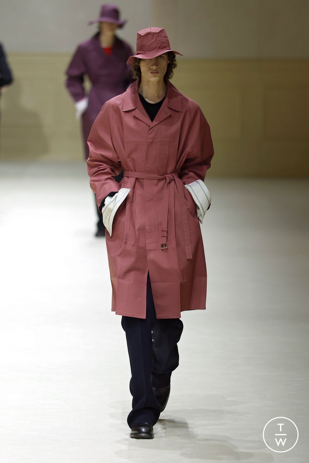 Fashion Week Milan Fall/Winter 2026 look 34 from the Prada collection menswear