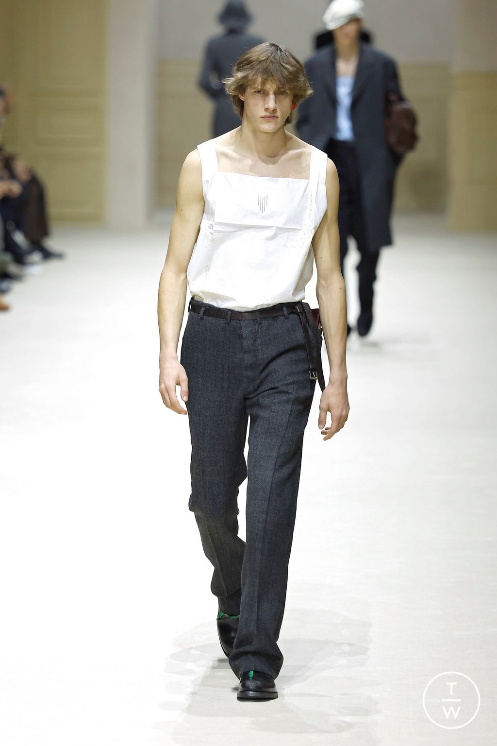 Fashion Week Milan Fall/Winter 2026 look 43 from the Prada collection 男装