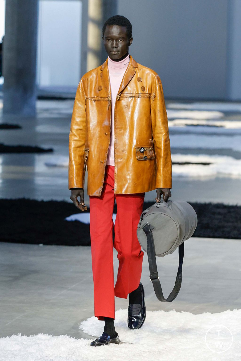 Fashion Week Milan Spring/Summer 2026 look 25 from the Prada collection menswear