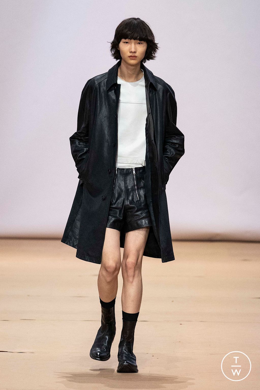 Fashion Week Milan Spring/Summer 2023 look 6 from the Prada collection 男装