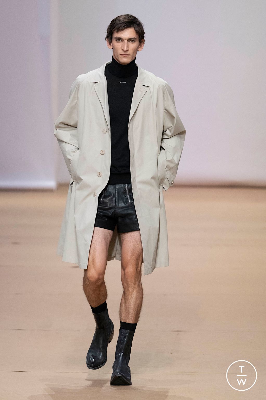 Fashion Week Milan Spring/Summer 2023 look 48 from the Prada collection 男装