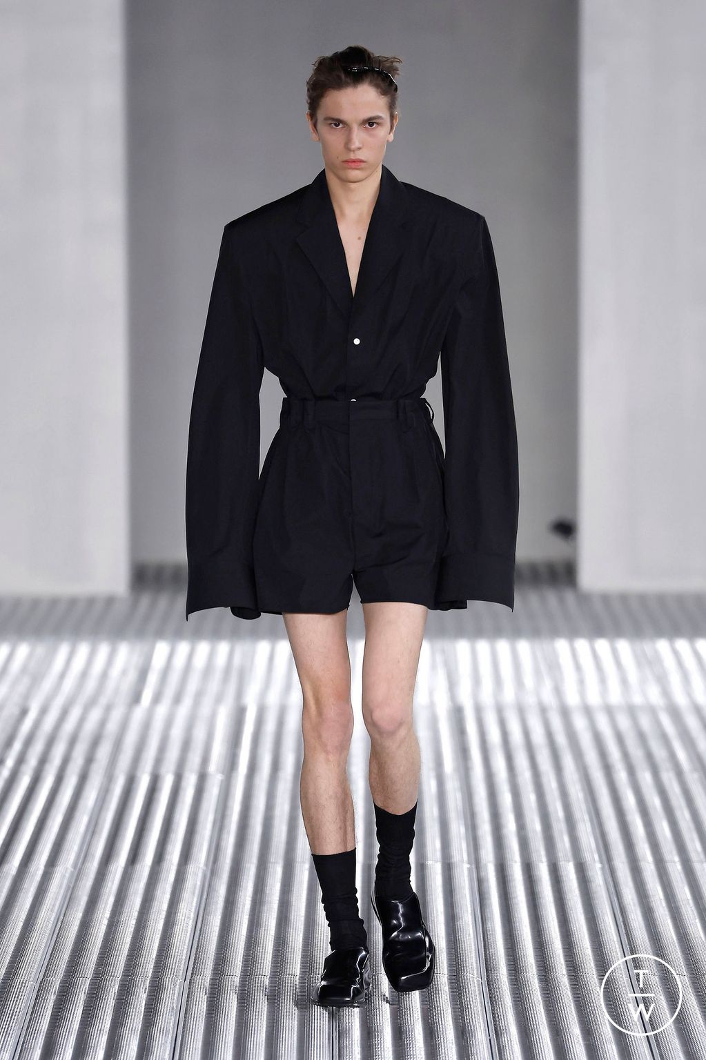 Fashion Week Milan Spring/Summer 2024 look 1 from the Prada collection 男装