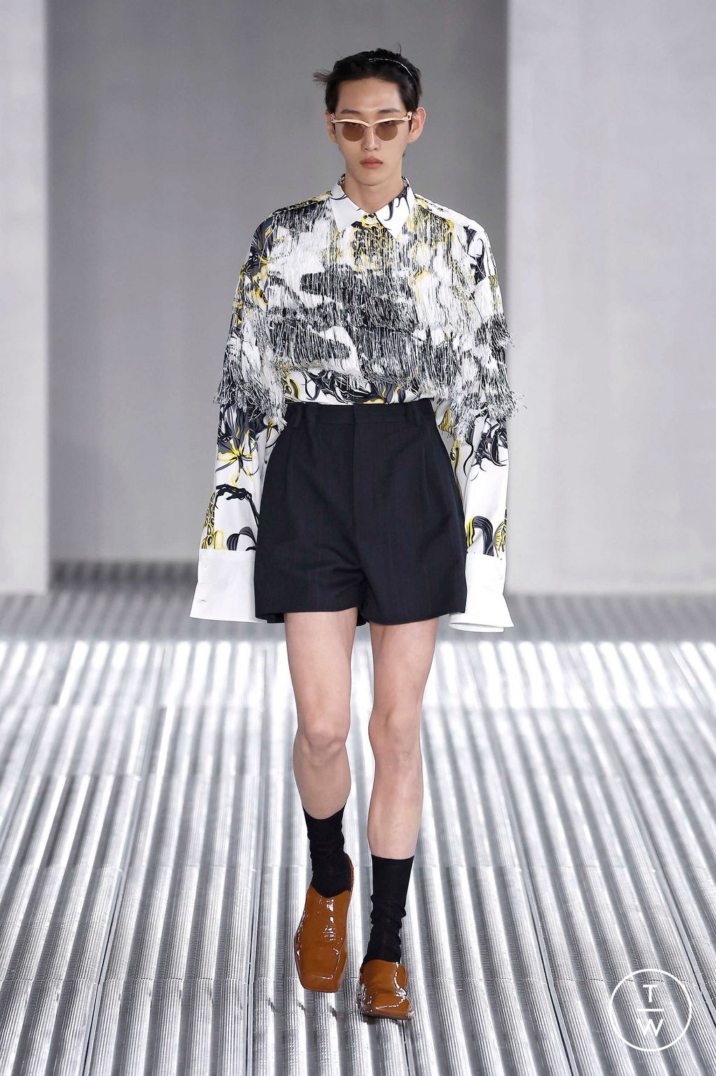 Fashion Week Milan Spring/Summer 2024 look 3 from the Prada collection 男装