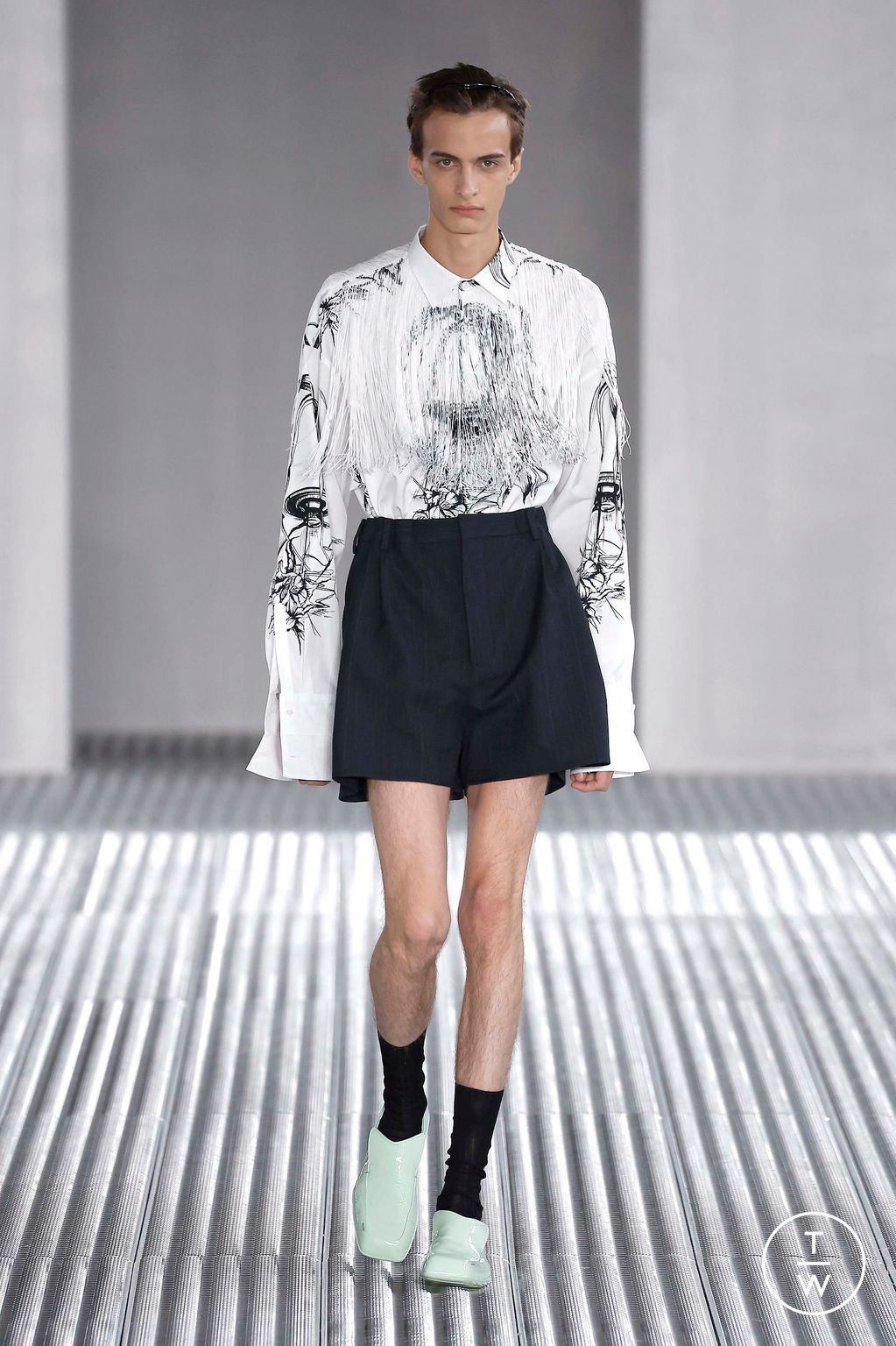 Fashion Week Milan Spring/Summer 2024 look 7 de la collection Prada menswear