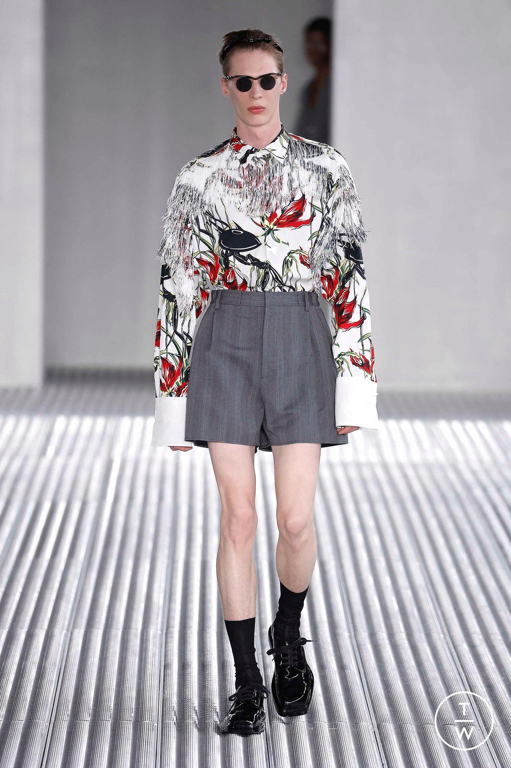 Fashion Week Milan Spring/Summer 2024 look 44 from the Prada collection 男装