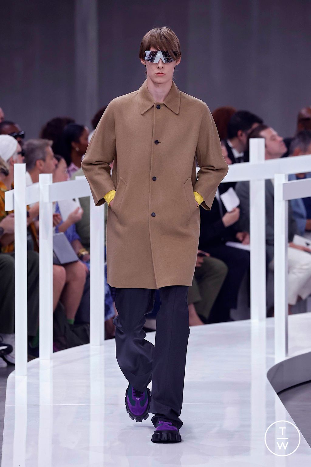 Fashion Week Milan Spring/Summer 2025 look 46 from the Prada collection menswear