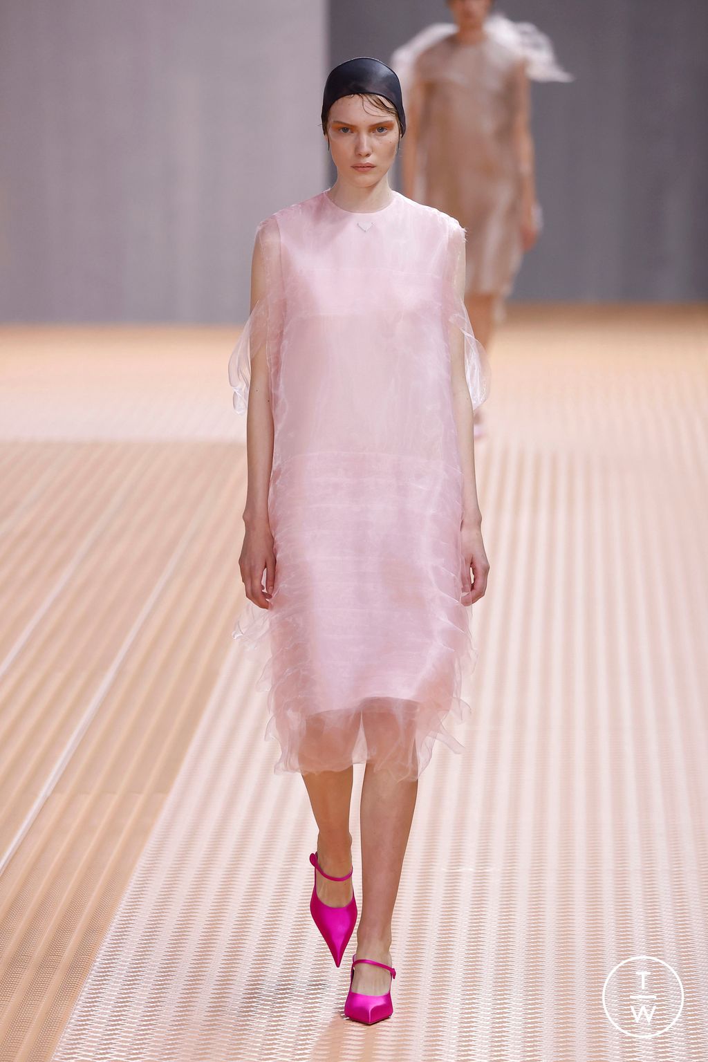 Fashion Week Milan Spring/Summer 2024 look 28 de la collection Prada womenswear