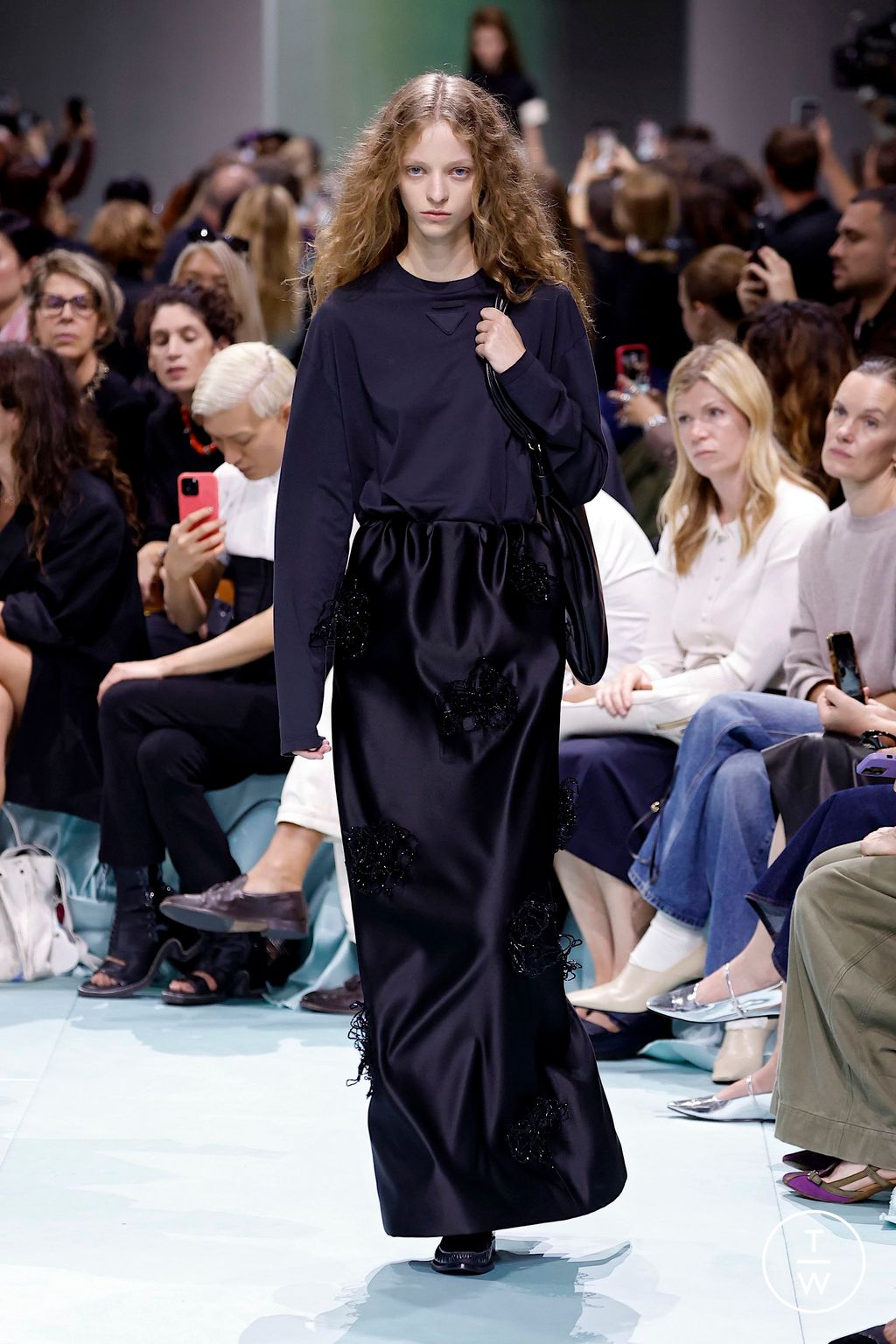 Fashion Week Milan Spring/Summer 2025 look 19 from the Prada collection womenswear