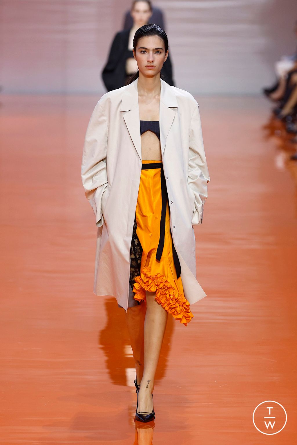 Fashion Week Milan Spring/Summer 2026 look 33 from the Prada collection womenswear