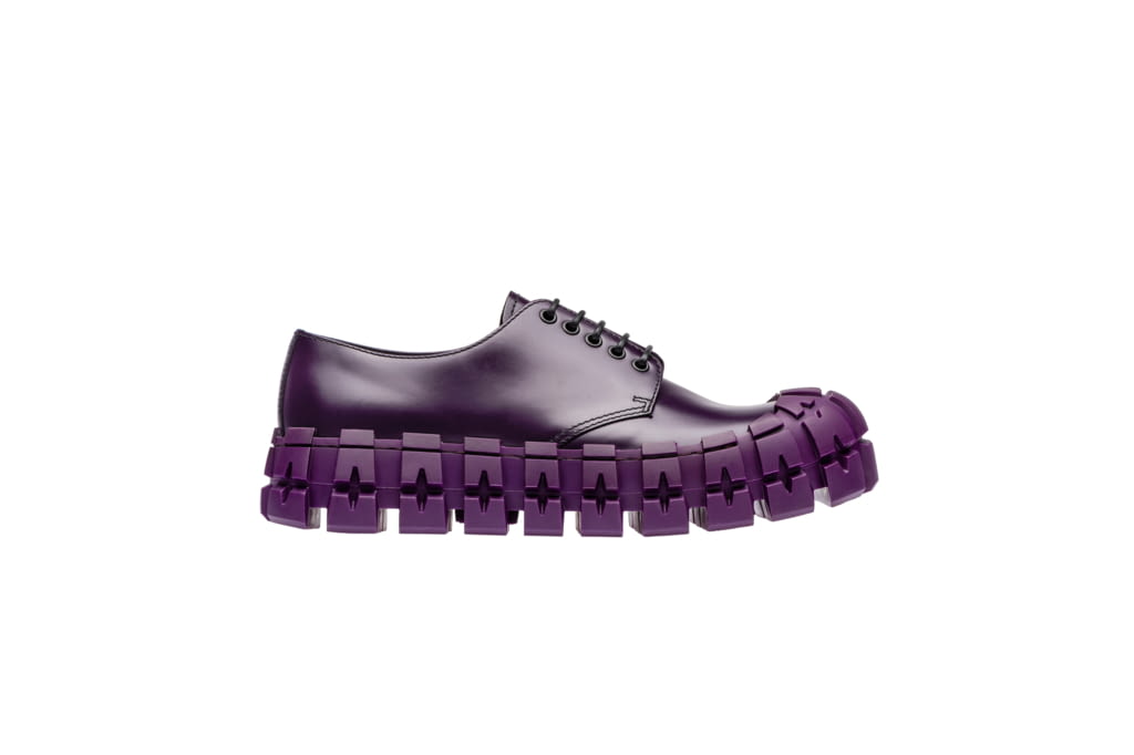 Fashion Week Milan Fall/Winter 2019 look 13 from the Prada collection menswear accessories