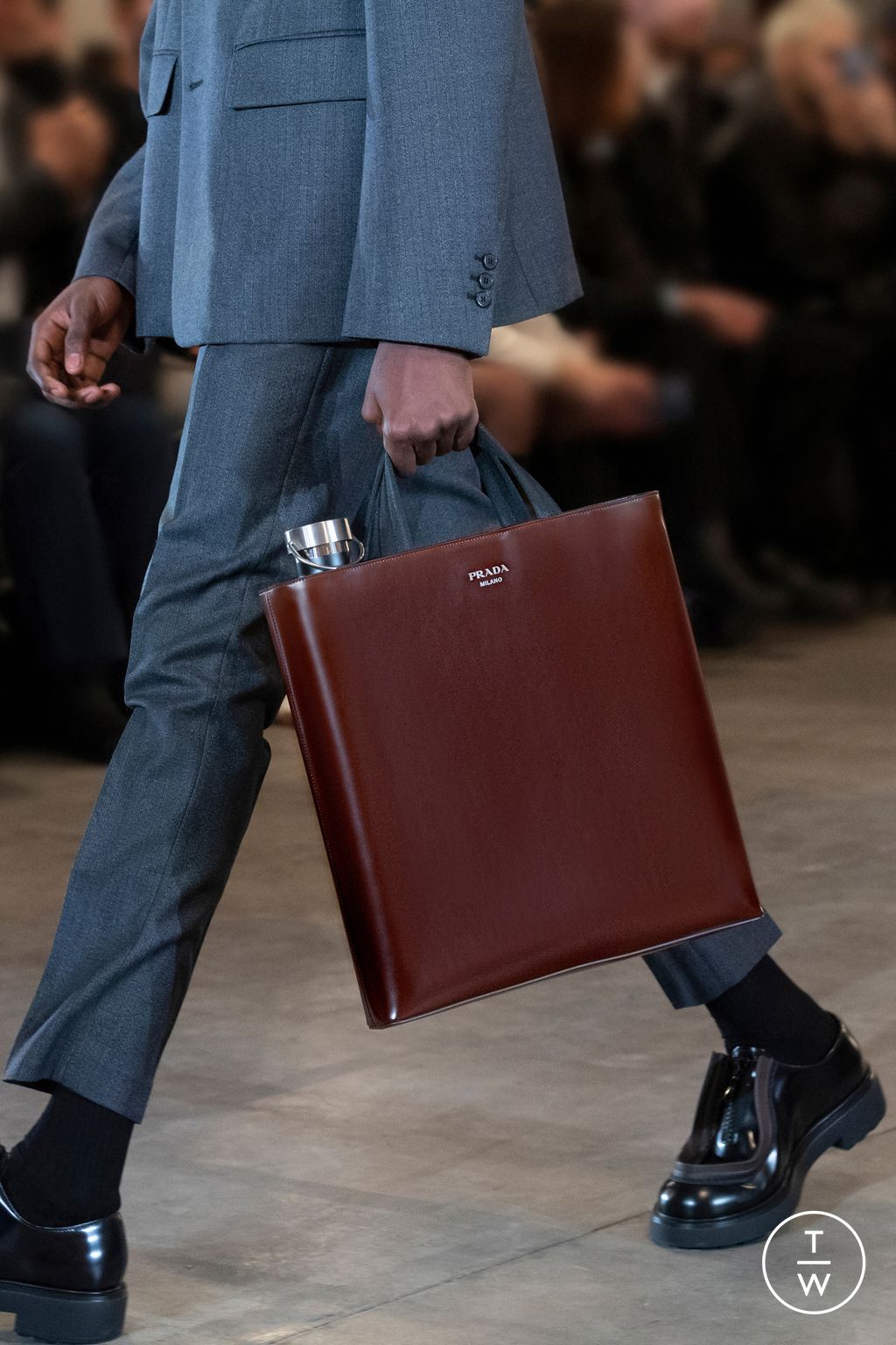 Fashion Week Milan Fall/Winter 2023 look 5 from the Prada collection menswear accessories