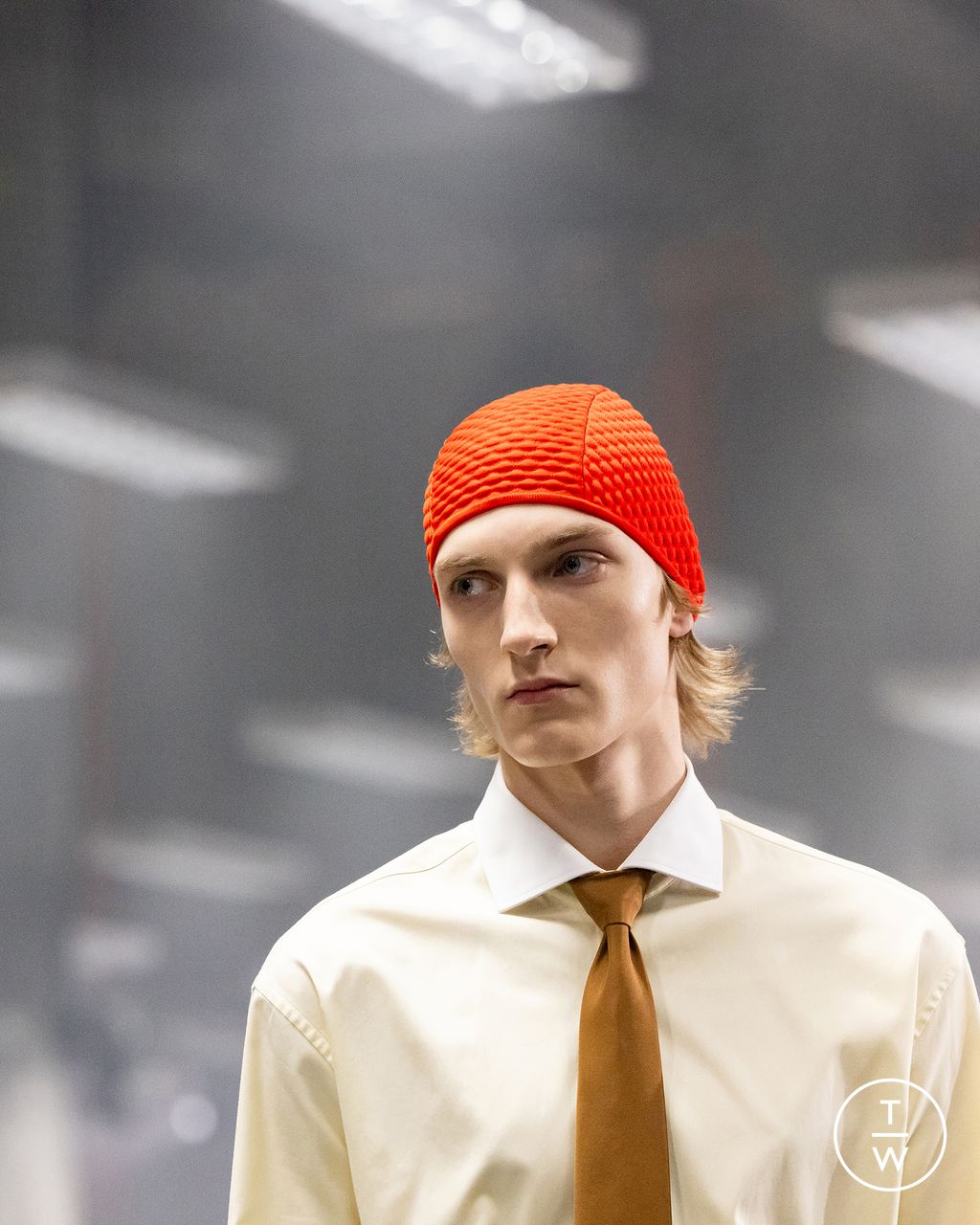 Fashion Week Milan Fall/Winter 2024 look 17 from the Prada collection menswear accessories