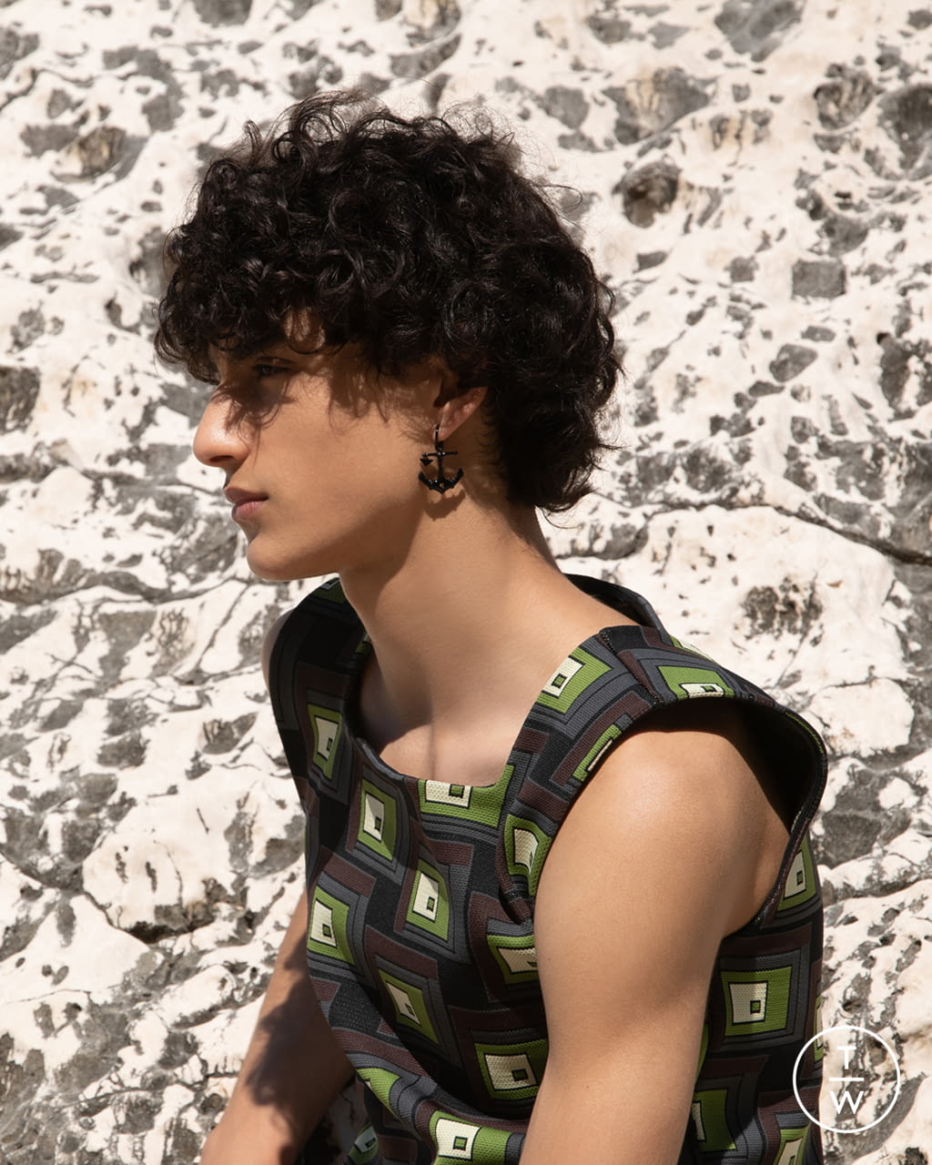 Fashion Week Milan Spring/Summer 2022 look 27 from the Prada collection menswear accessories