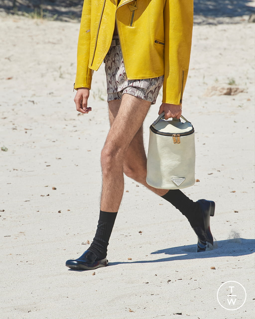 Fashion Week Milan Spring/Summer 2022 look 1 from the Prada collection menswear accessories