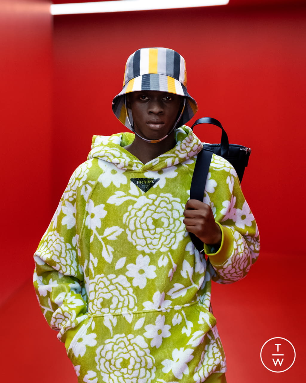 Fashion Week Milan Spring/Summer 2022 look 37 from the Prada collection menswear accessories