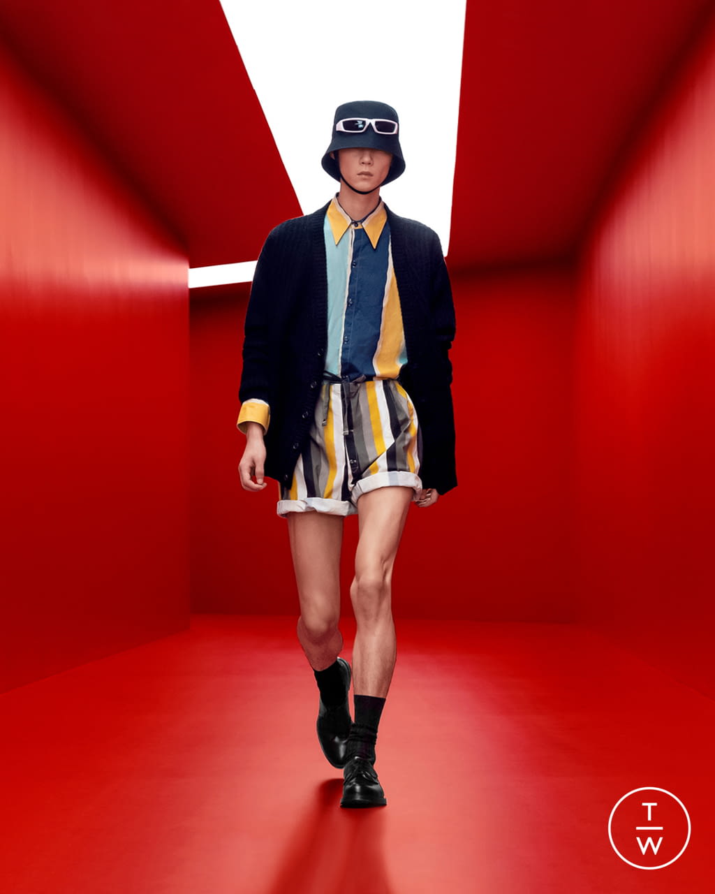 Fashion Week Milan Spring/Summer 2022 look 38 from the Prada collection menswear accessories
