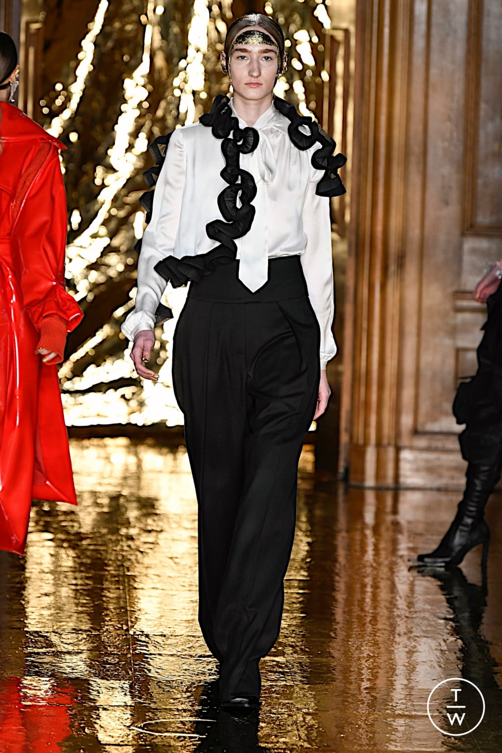 Fashion Week London Fall/Winter 2020 look 30 from the Preen by Thornton Bregazzi collection womenswear