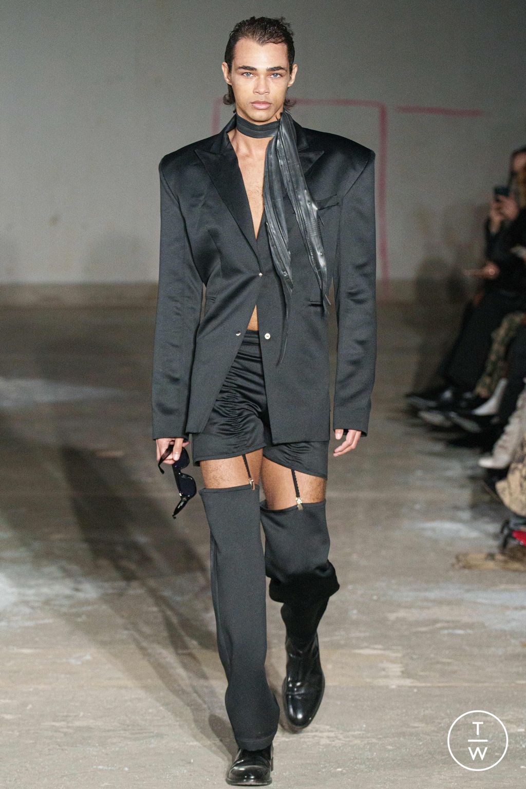 Fashion Week Paris Fall/Winter 2024 look 3 from the Pressiat collection 女装
