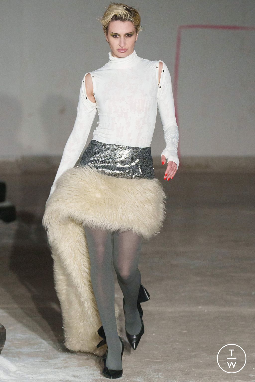 Fashion Week Paris Fall/Winter 2024 look 4 de la collection Pressiat womenswear