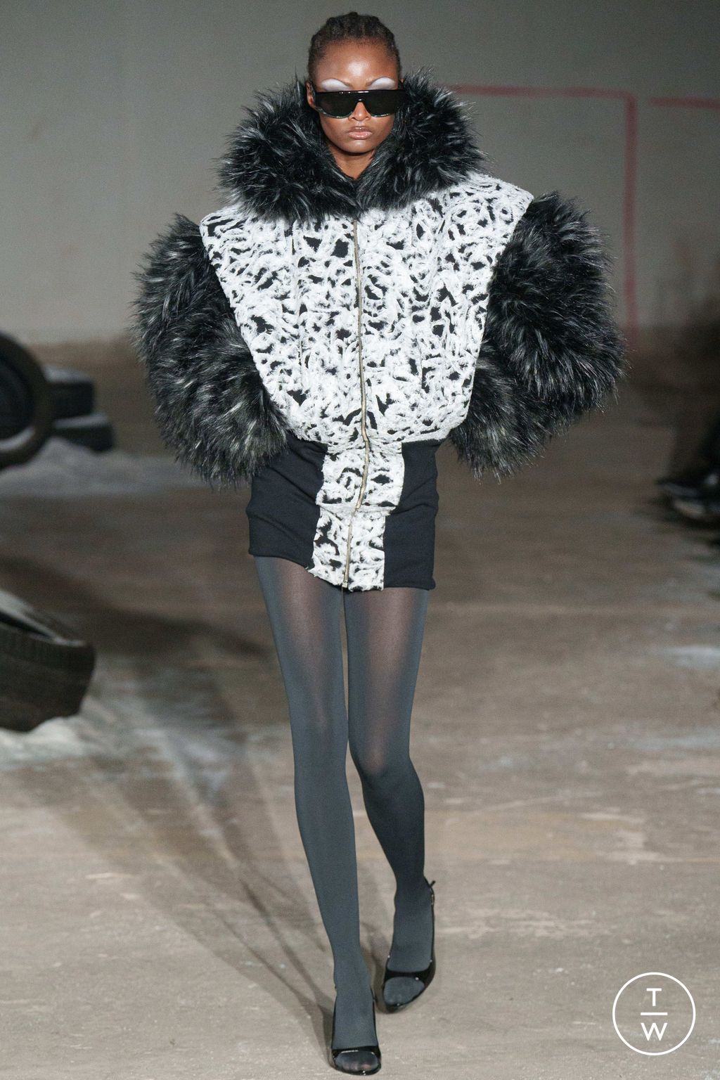 Fashion Week Paris Fall/Winter 2024 look 9 de la collection Pressiat womenswear