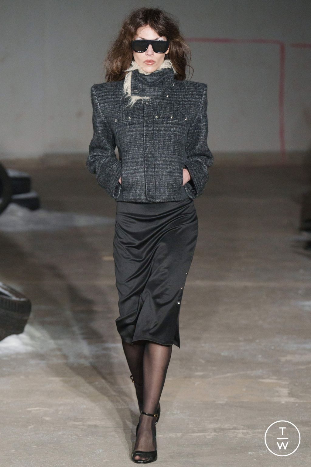 Fashion Week Paris Fall/Winter 2024 look 23 from the Pressiat collection 女装