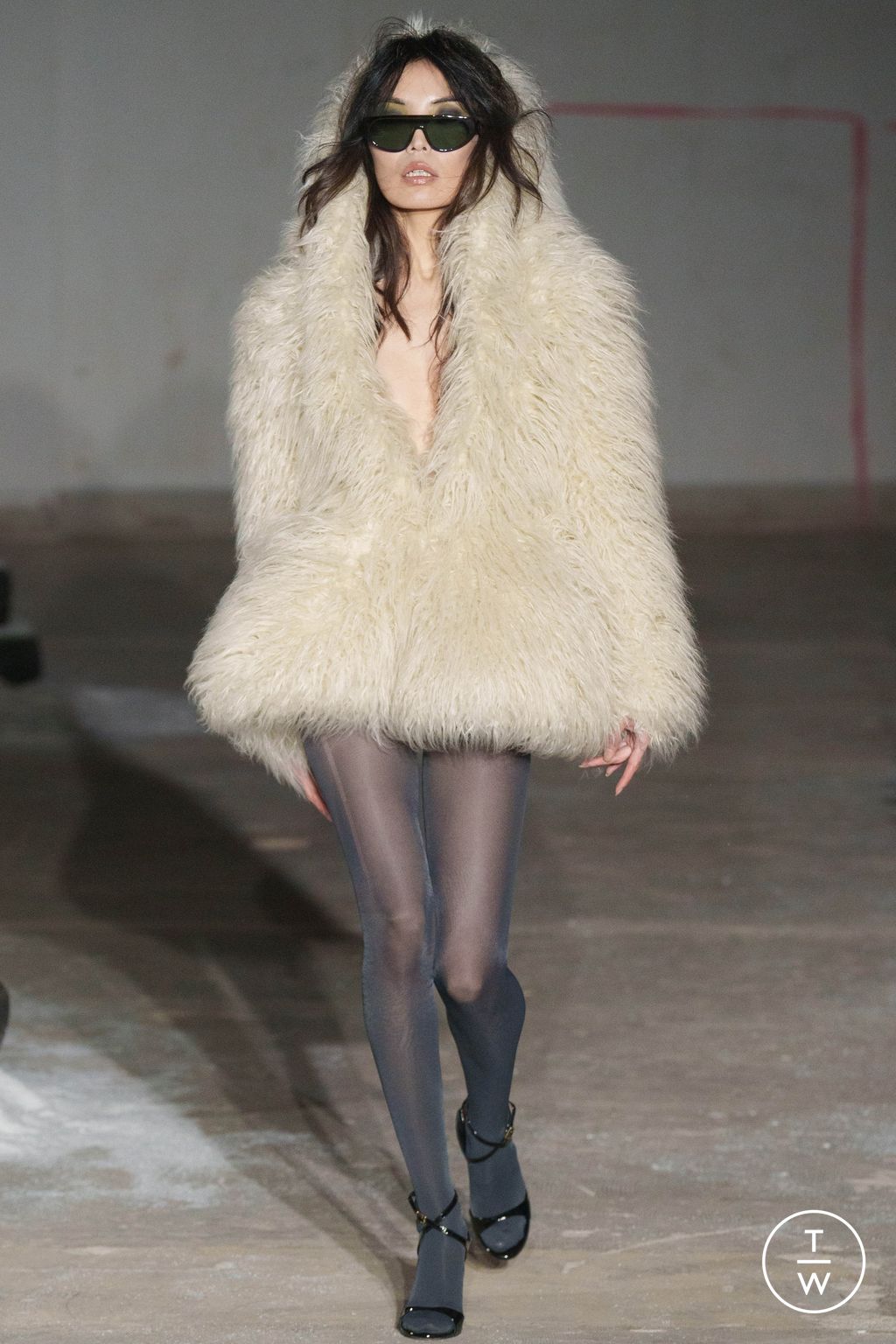 Fashion Week Paris Fall/Winter 2024 look 24 from the Pressiat collection womenswear