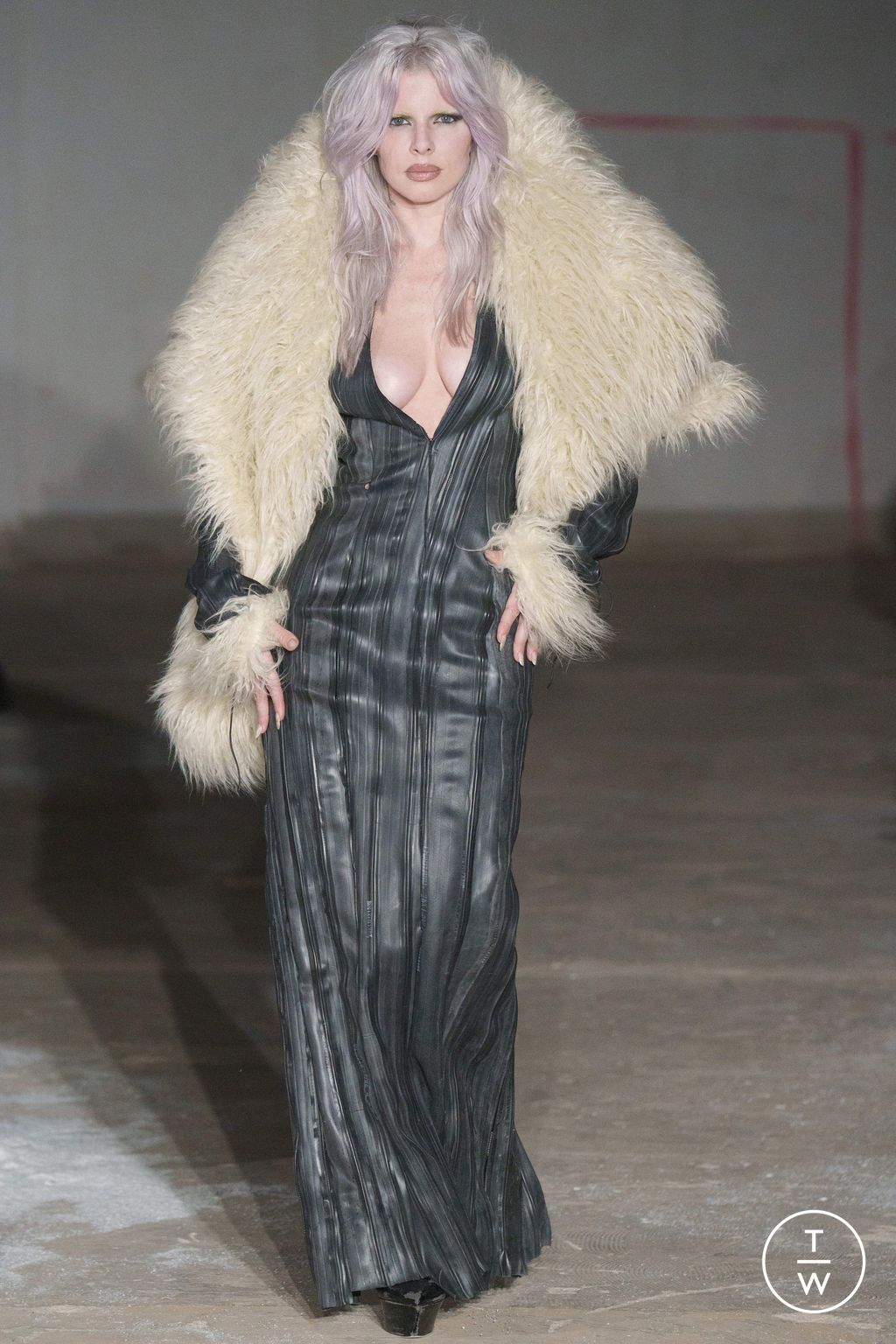 Fashion Week Paris Fall/Winter 2024 look 27 from the Pressiat collection 女装