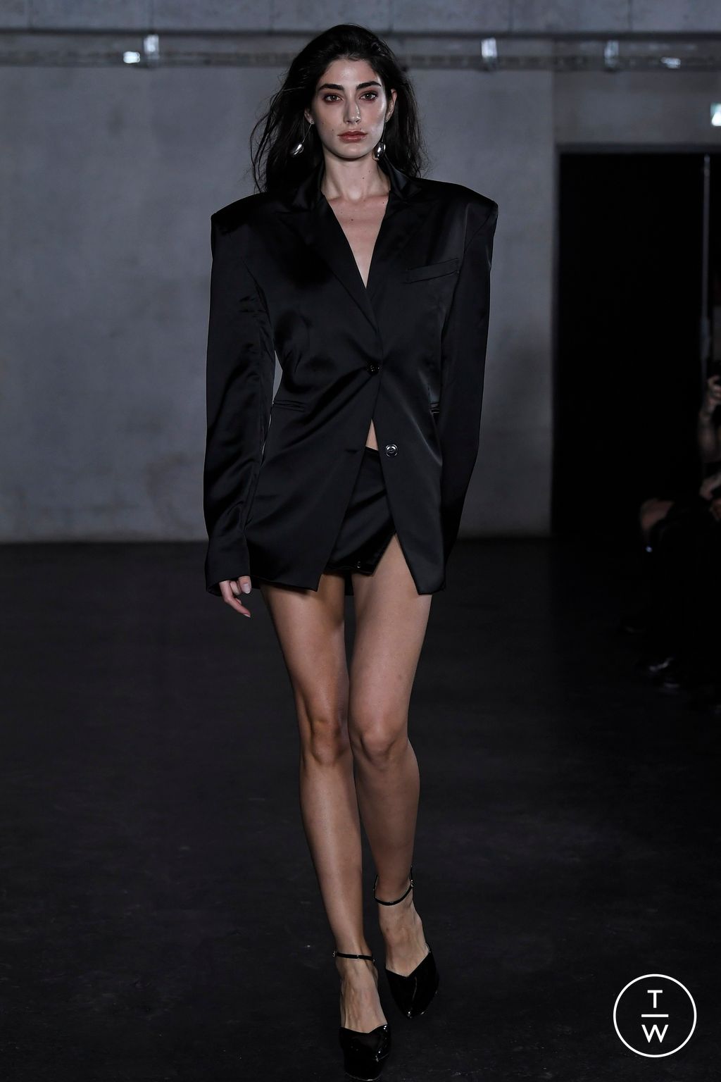 Fashion Week Paris Spring/Summer 2024 look 1 de la collection Pressiat womenswear