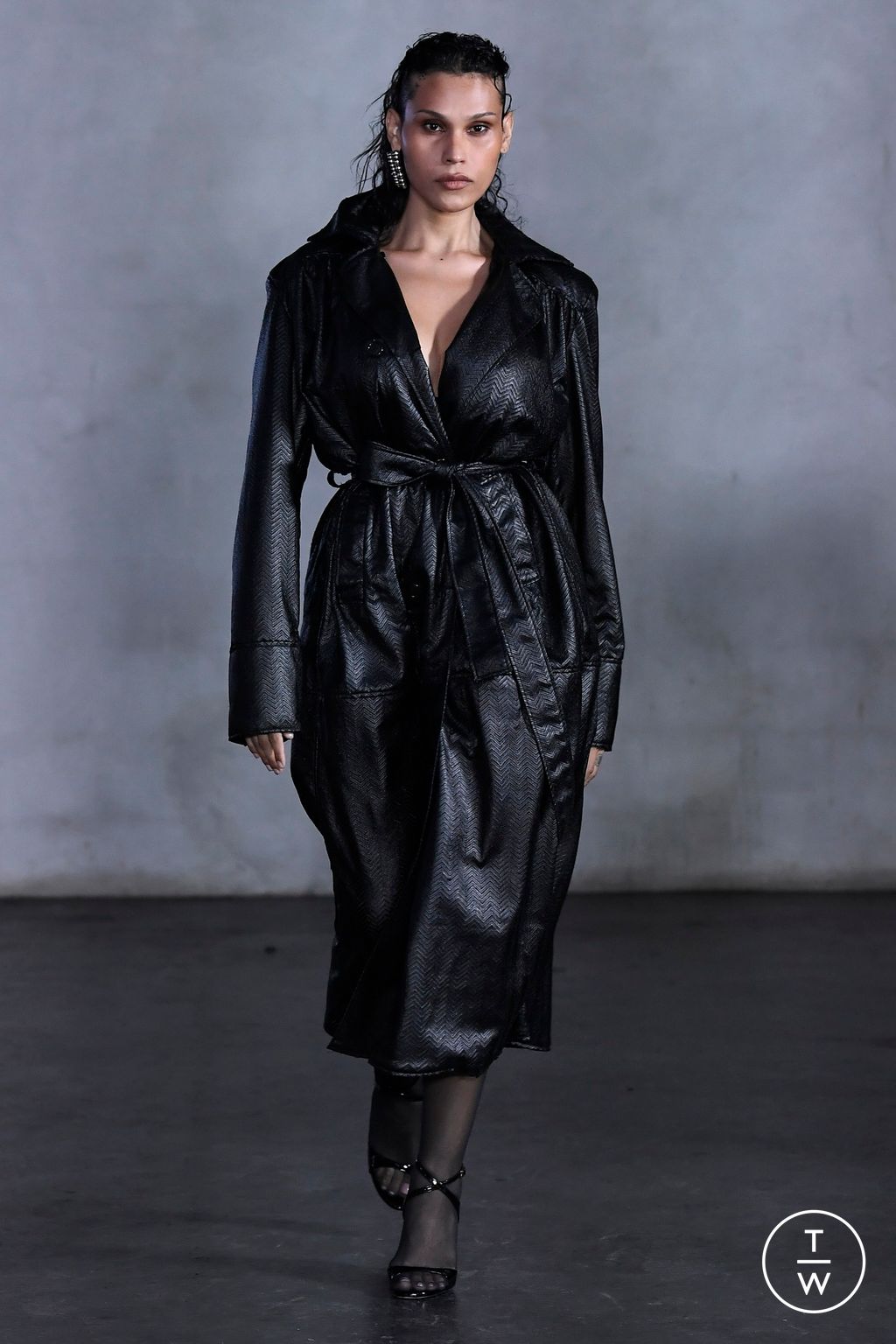 Fashion Week Paris Spring/Summer 2024 look 18 from the Pressiat collection 女装