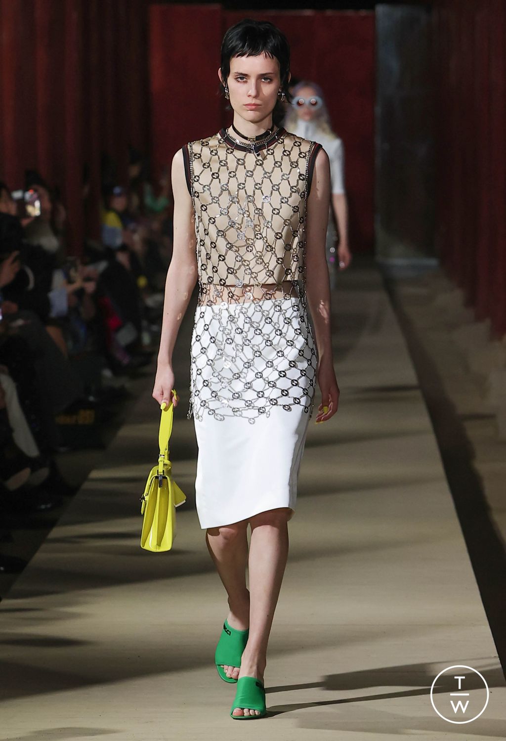 Fashion Week Milan Resort 2024 look 12 de la collection Gucci womenswear