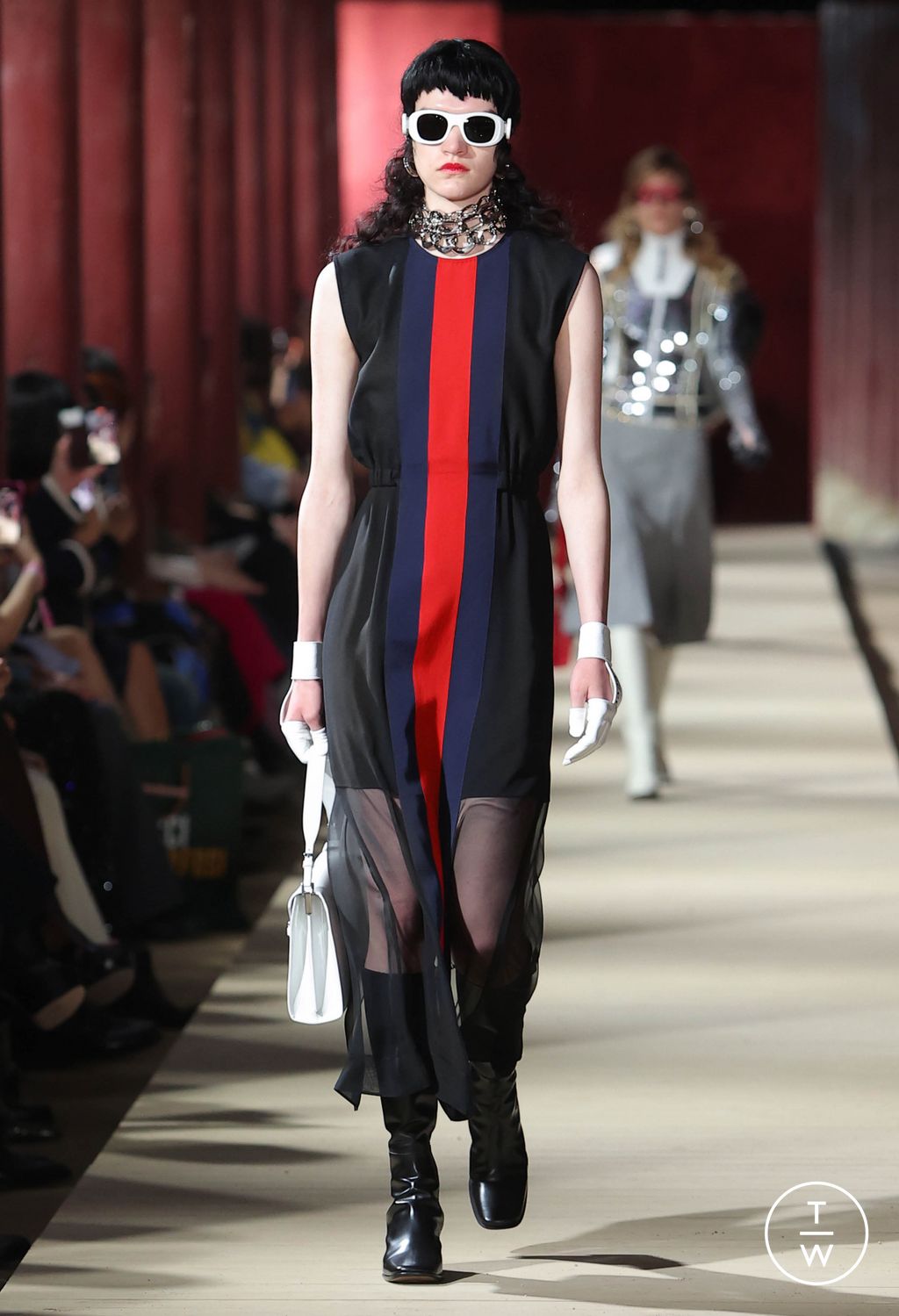 Fashion Week Milan Resort 2024 look 2 from the Gucci collection womenswear