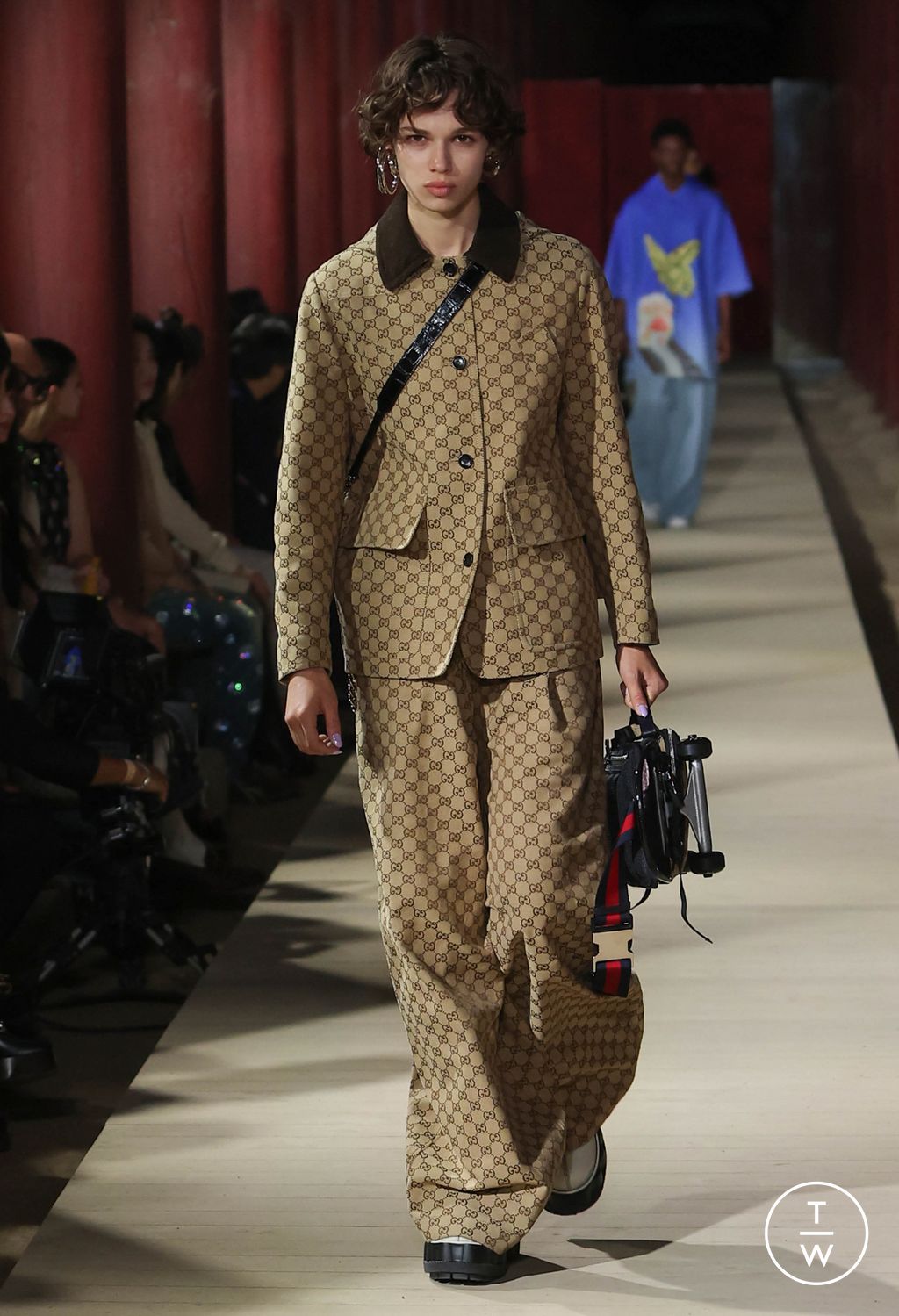 Fashion Week Milan Resort 2024 look 25 from the Gucci collection womenswear