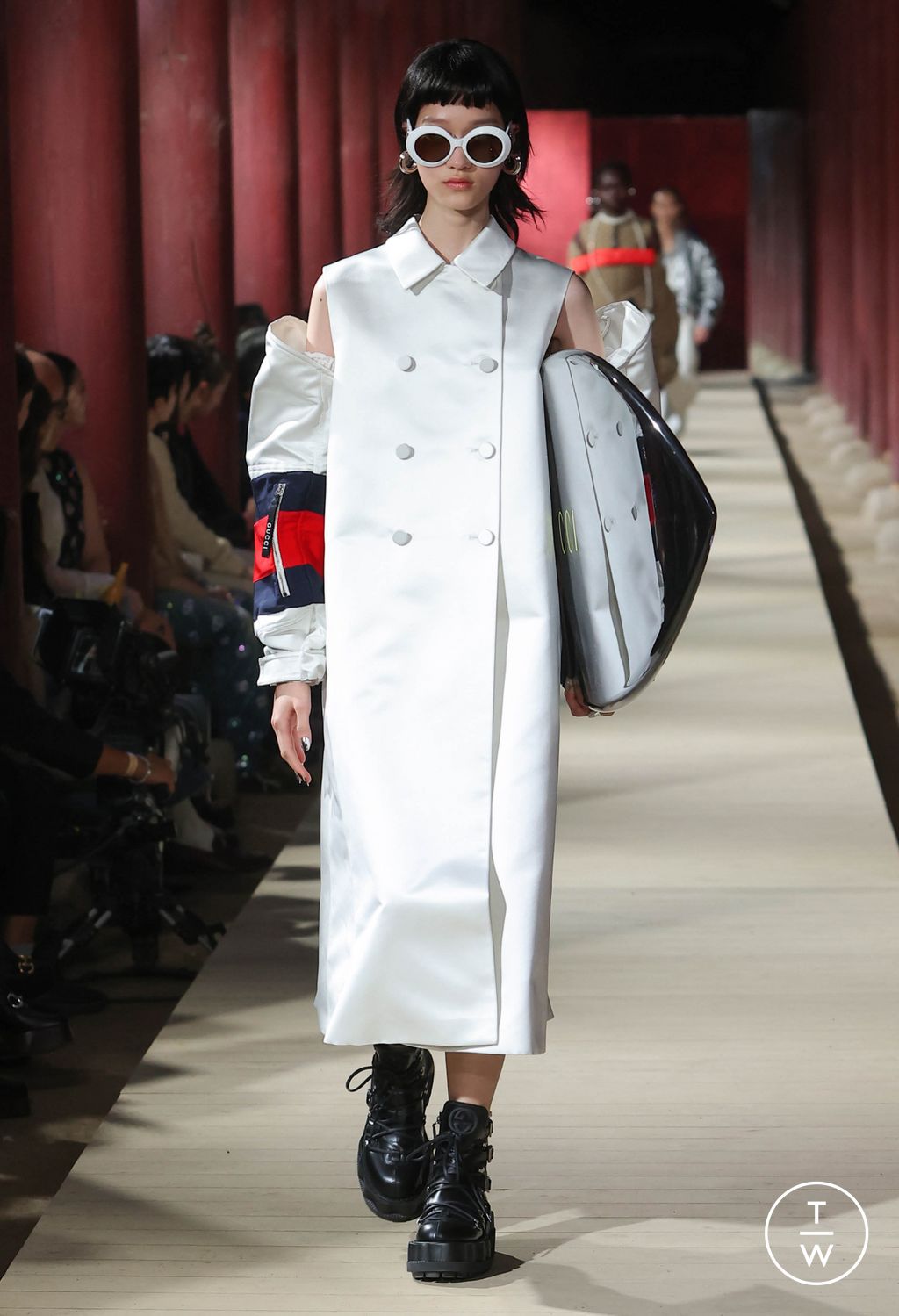 Fashion Week Milan Resort 2024 look 4 de la collection Gucci womenswear