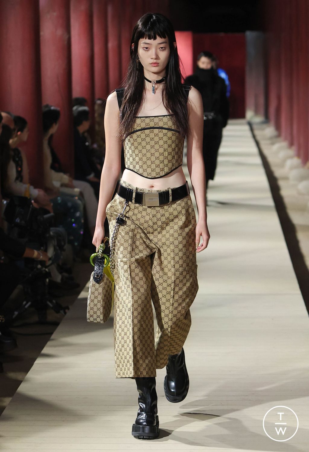 Fashion Week Milan Resort 2024 look 47 from the Gucci collection 女装