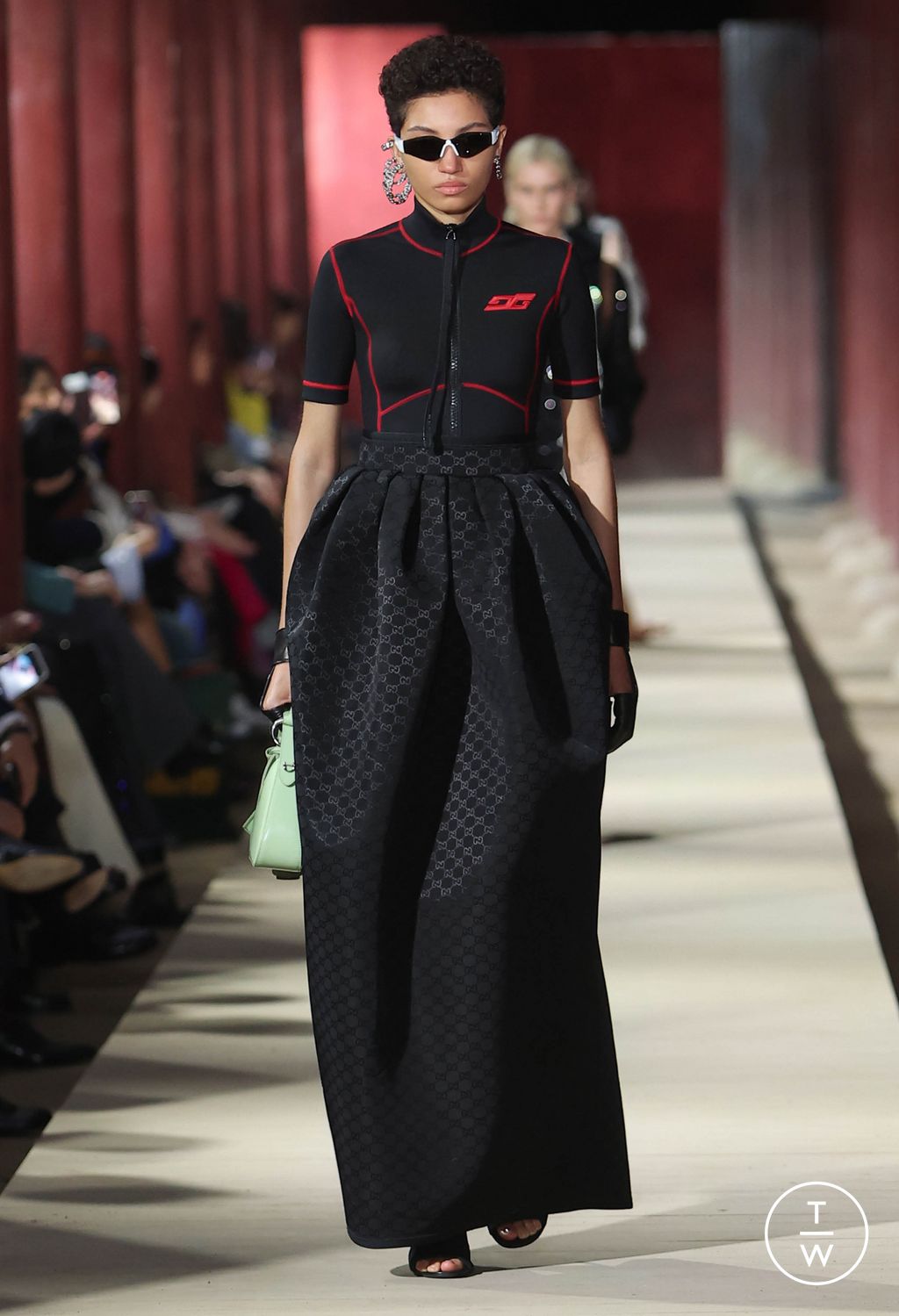 Fashion Week Milan Resort 2024 look 55 from the Gucci collection 女装