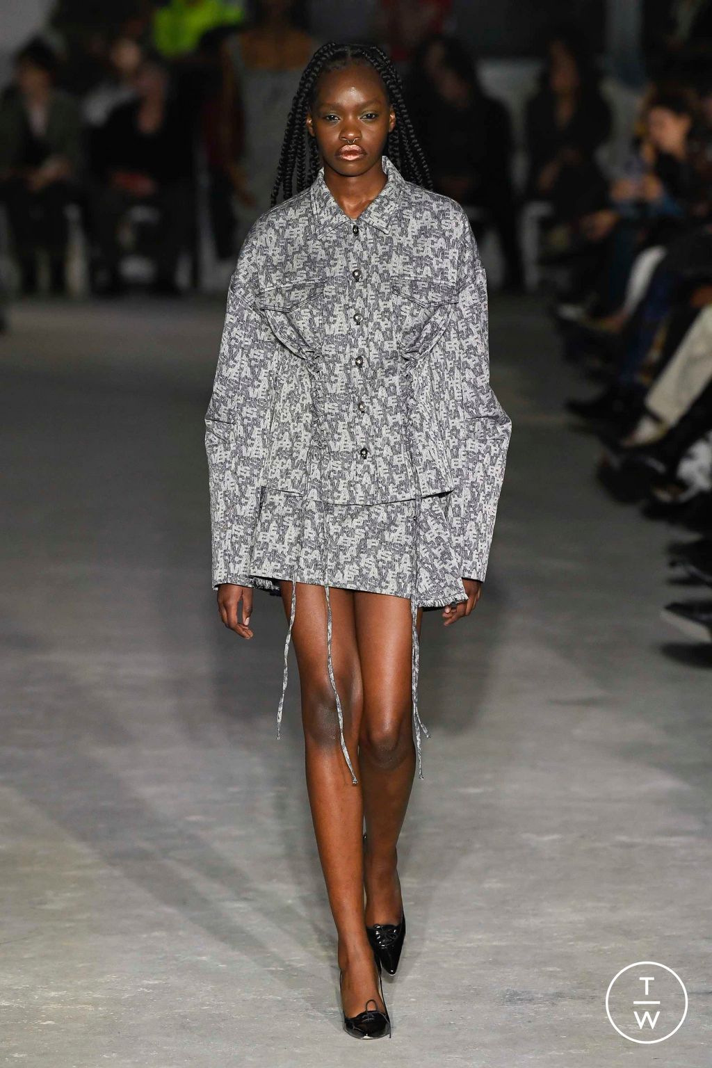 Fashion Week New York Fall/Winter 2023 look 23 de la collection Priscavera womenswear