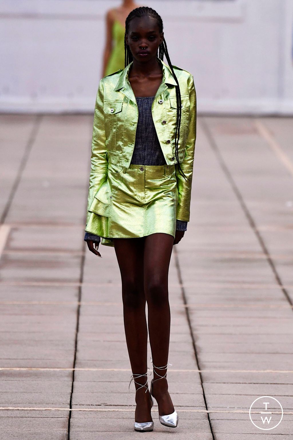 Fashion Week New York Spring/Summer 2024 look 24 from the Priscavera collection 女装