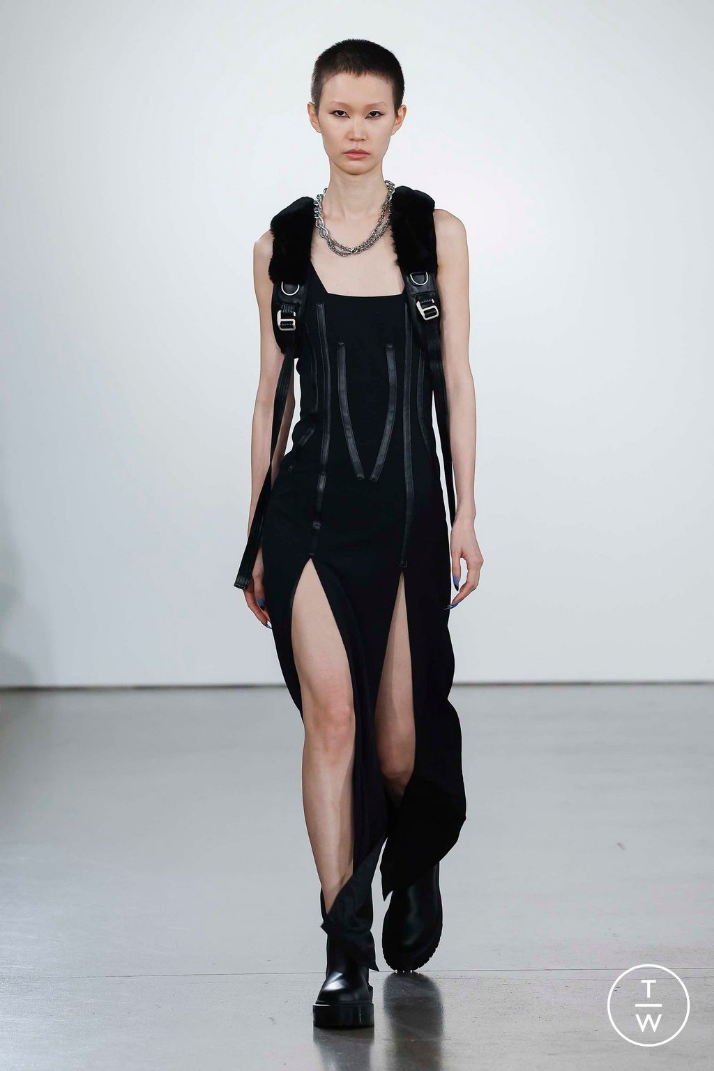 Fashion Week New York Fall/Winter 2023 look 39 from the Private Policy collection womenswear