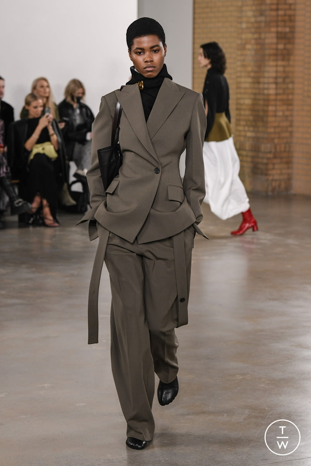 Fashion Week New York Fall/Winter 2022 look 4 from the Proenza Schouler collection 女装