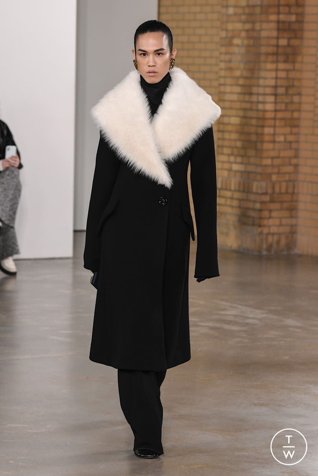 Fashion Week New York Fall/Winter 2022 look 30 from the Proenza Schouler collection 女装