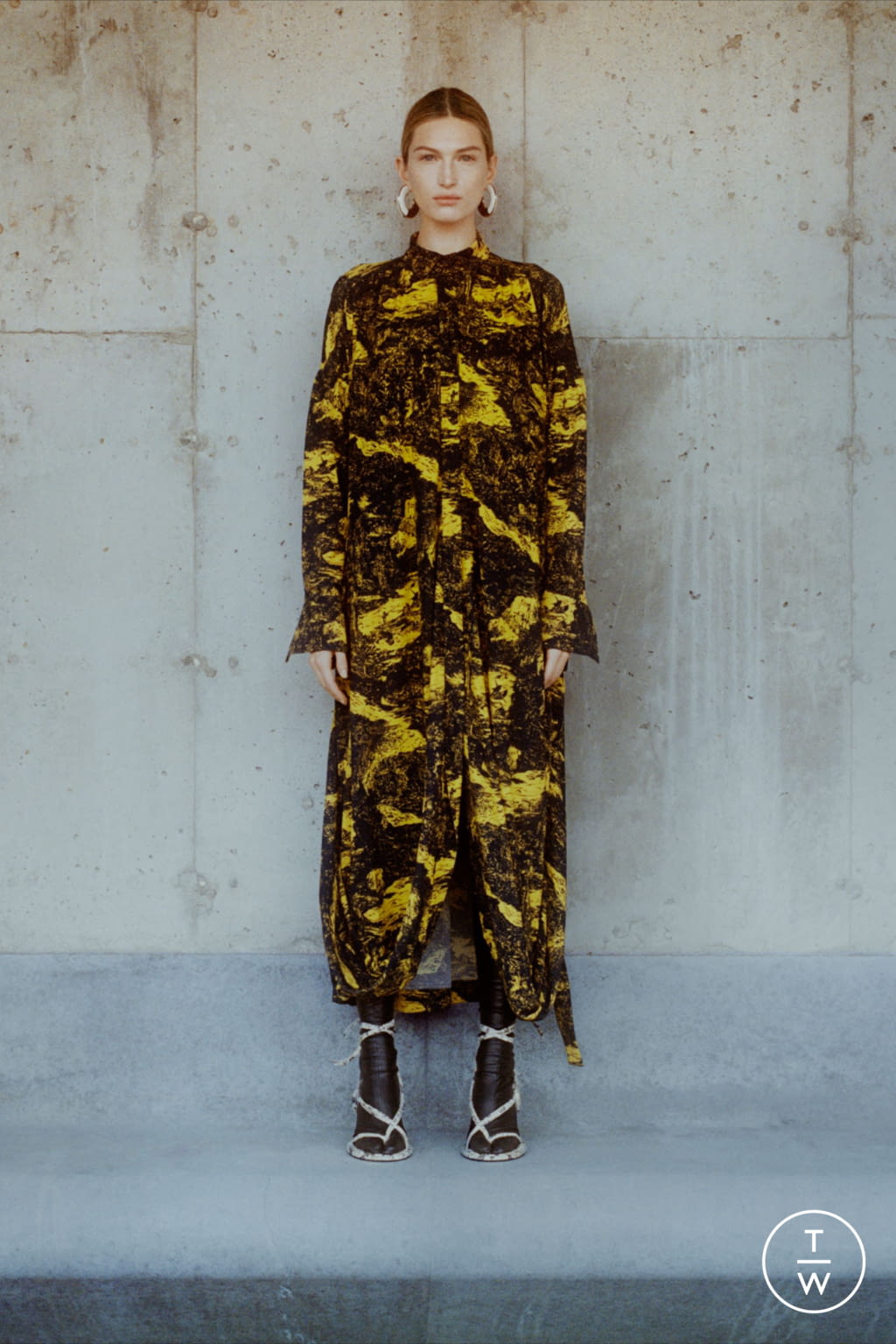 Fashion Week New York Fall/Winter 2021 look 7 from the Proenza Schouler collection womenswear