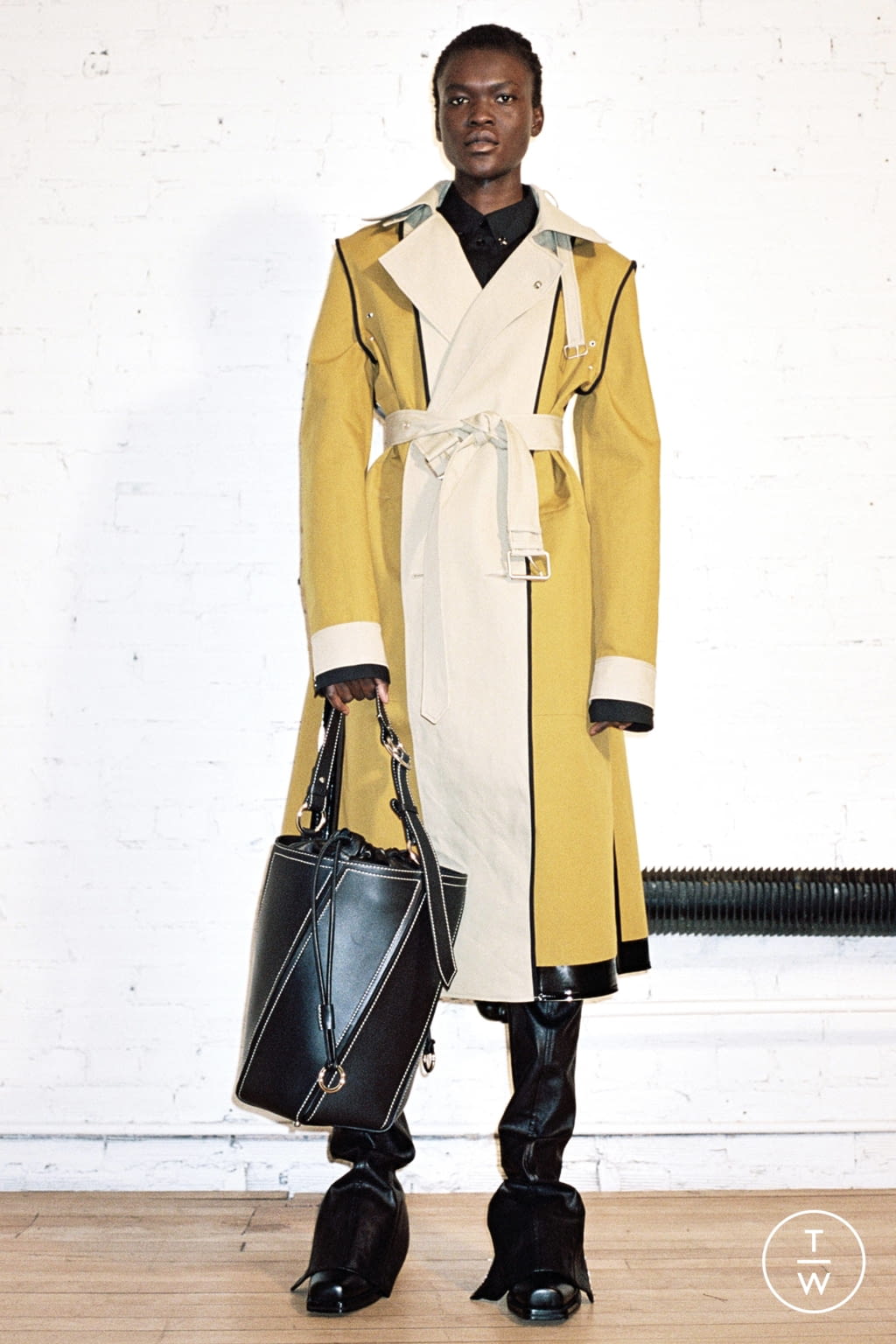 Fashion Week New York Pre-Fall 2019 look 15 from the Proenza Schouler collection 女装