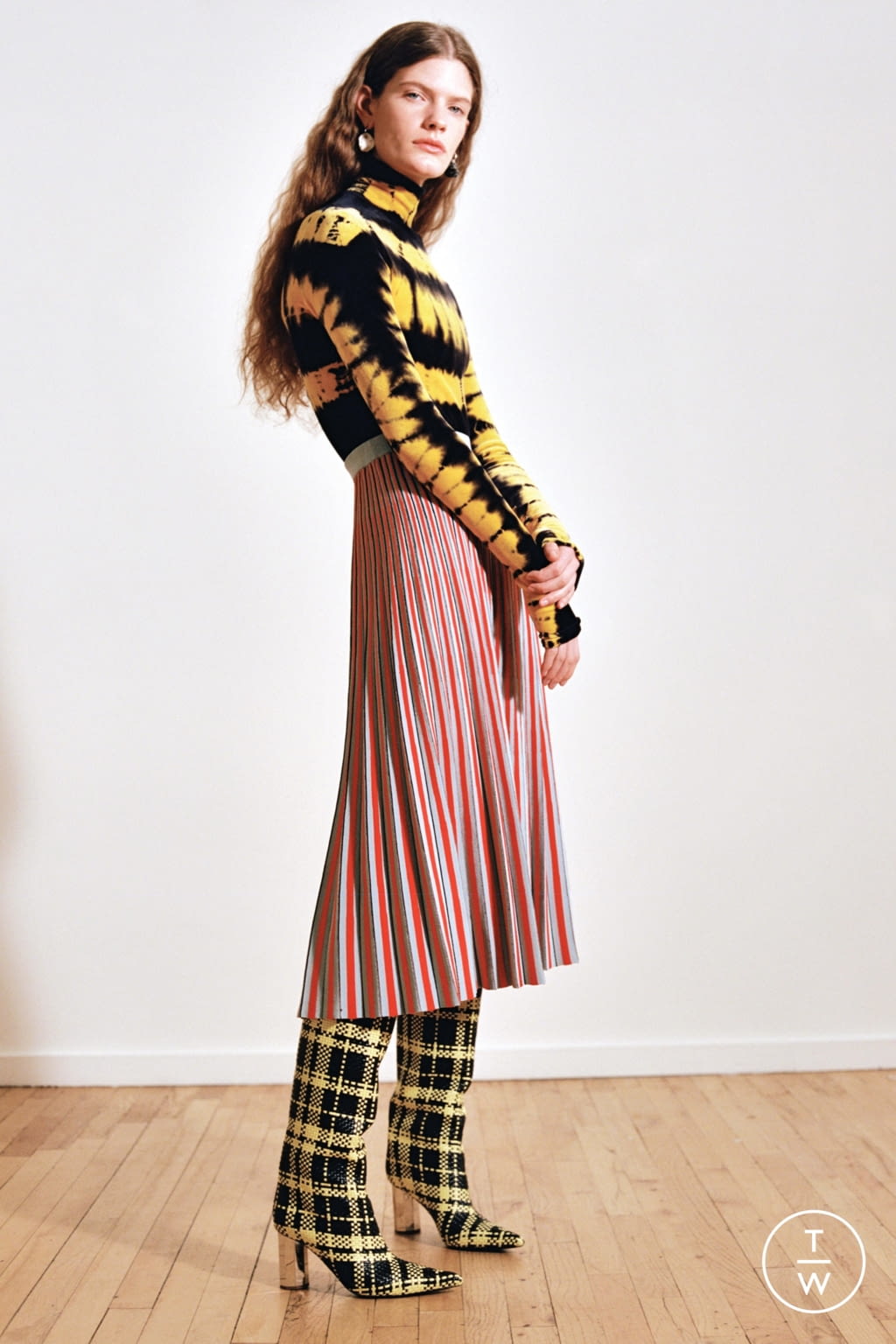 Fashion Week New York Pre-Fall 2019 look 18 from the Proenza Schouler collection womenswear