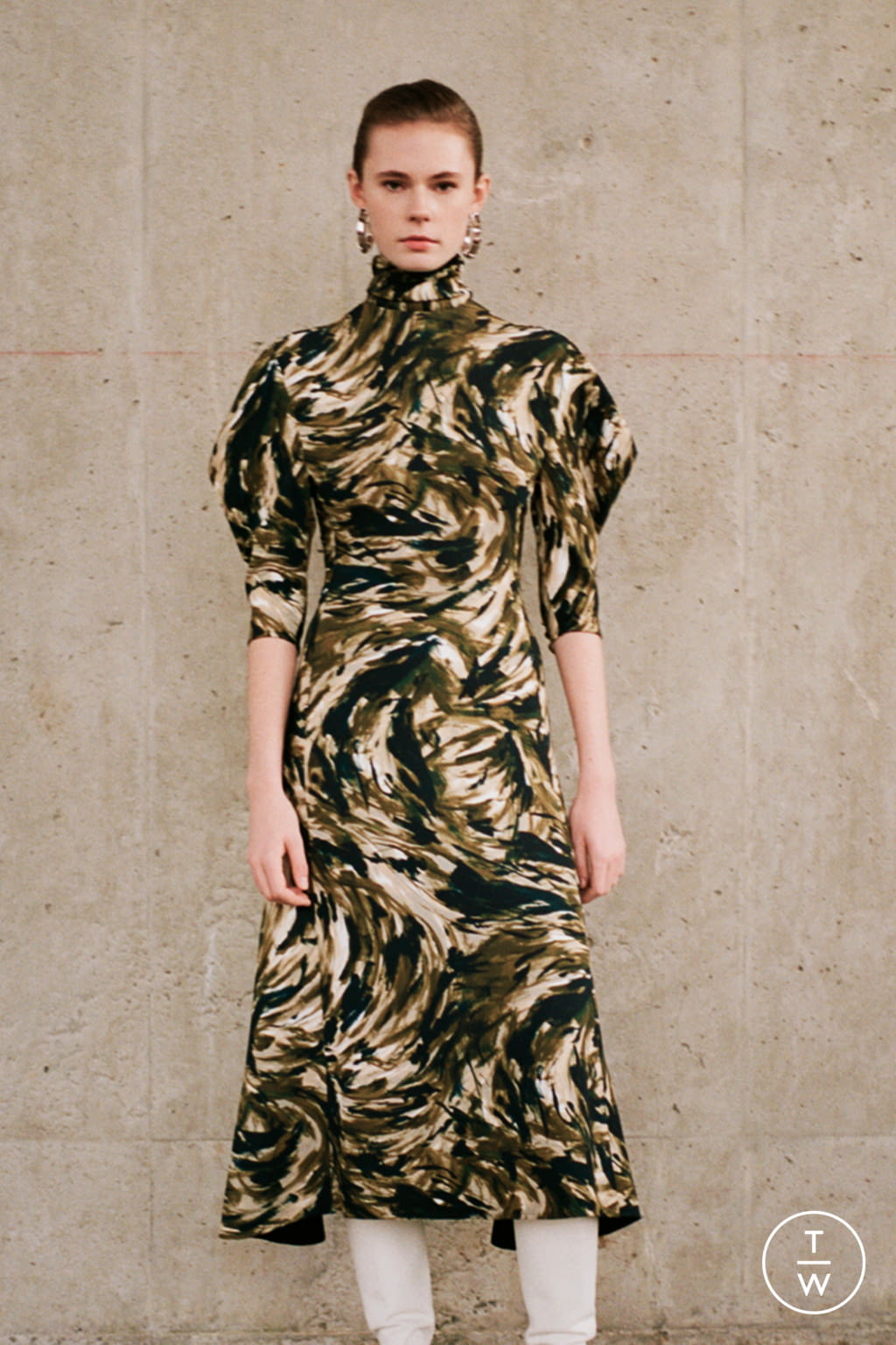 Fashion Week New York Pre-Fall 2020 look 23 from the Proenza Schouler collection womenswear