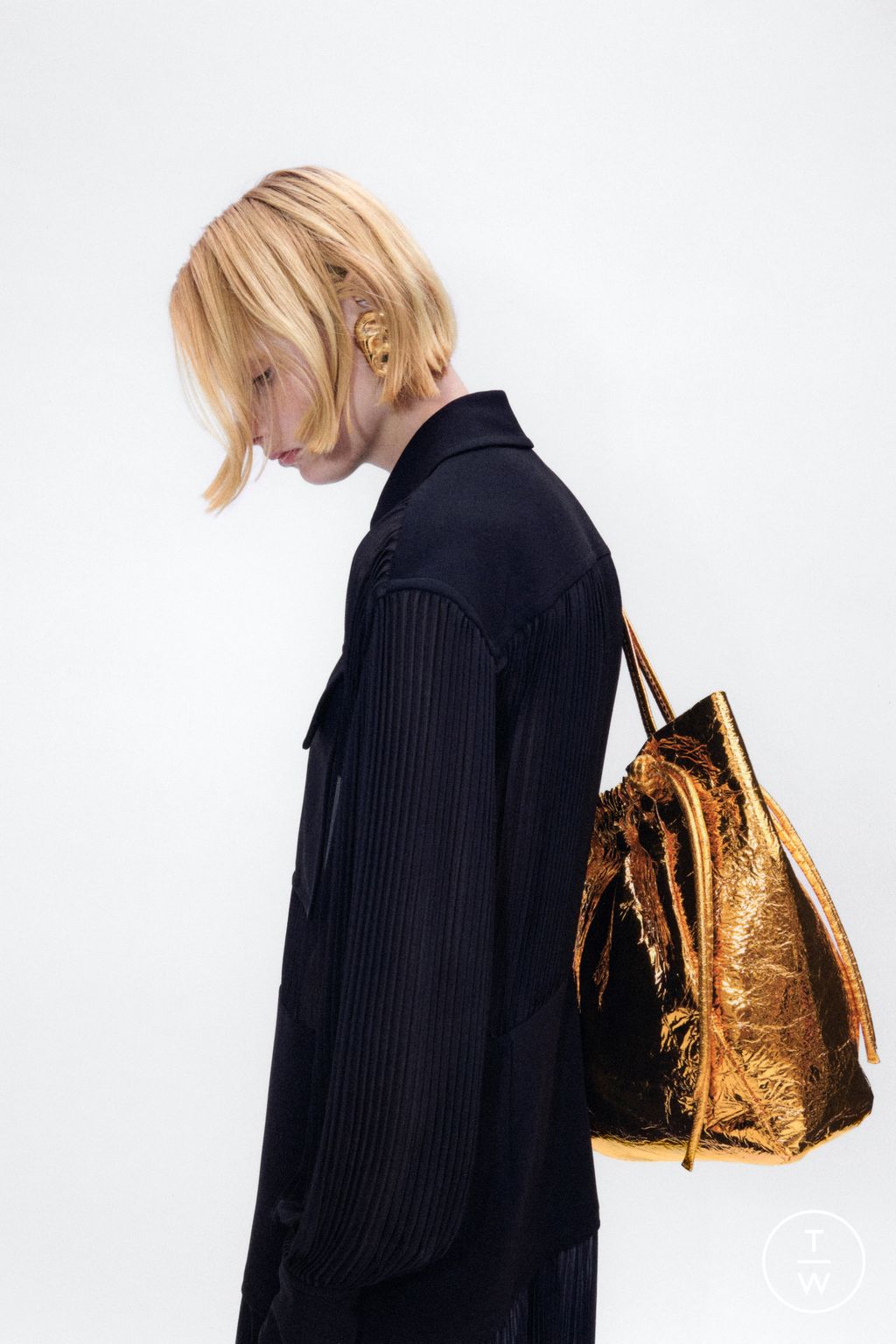 Fashion Week New York Resort 2023 look 28 from the Proenza Schouler collection womenswear