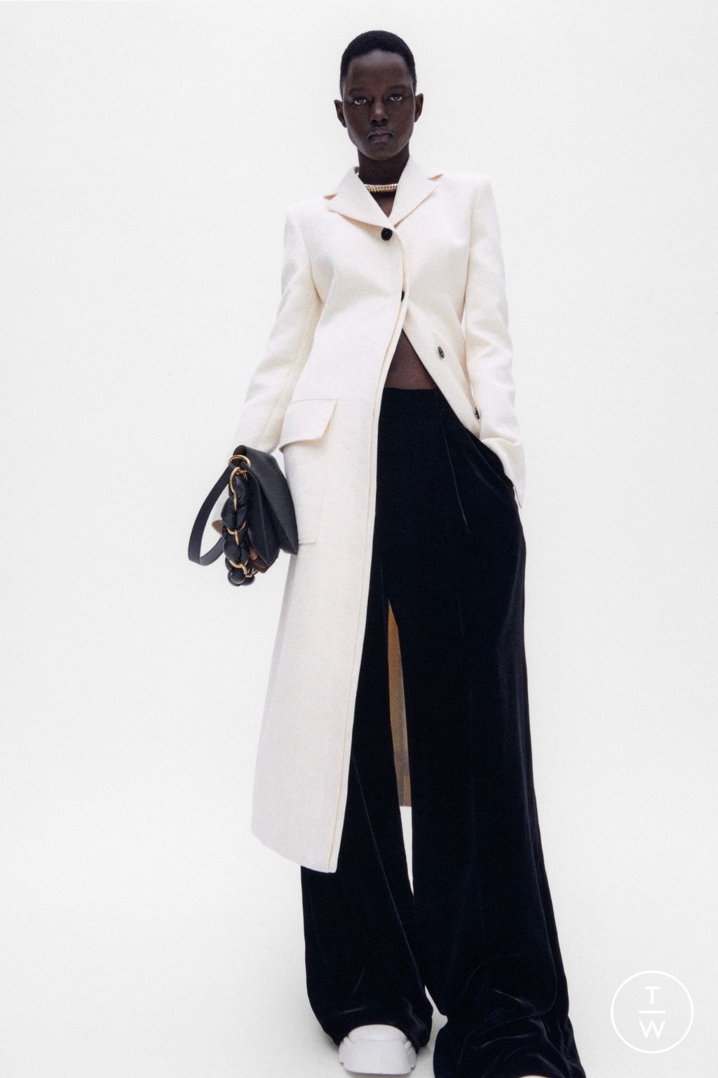 Fashion Week New York Resort 2023 look 9 from the Proenza Schouler collection 女装
