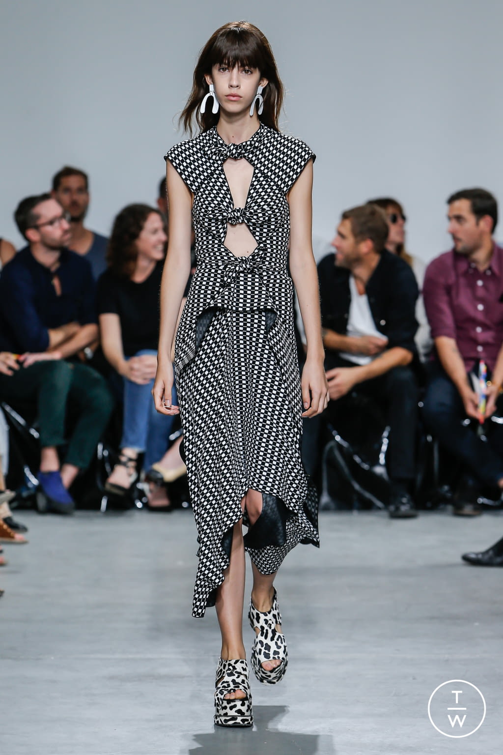 Fashion Week New York Spring/Summer 2017 look 14 from the Proenza Schouler collection womenswear