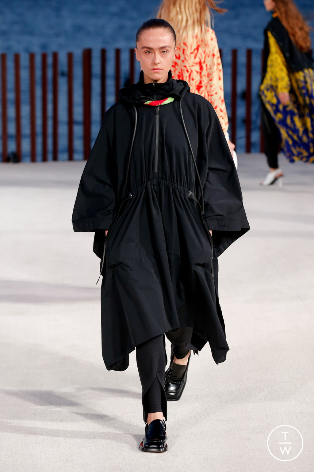 Fashion Week New York Spring/Summer 2022 look 14 from the Proenza Schouler collection 女装