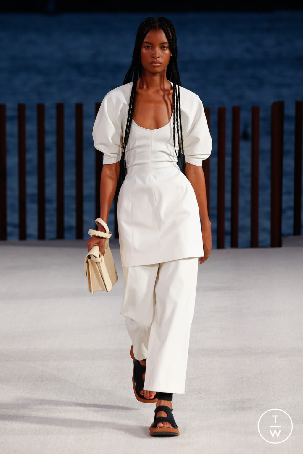 Fashion Week New York Spring/Summer 2022 look 23 from the Proenza Schouler collection womenswear