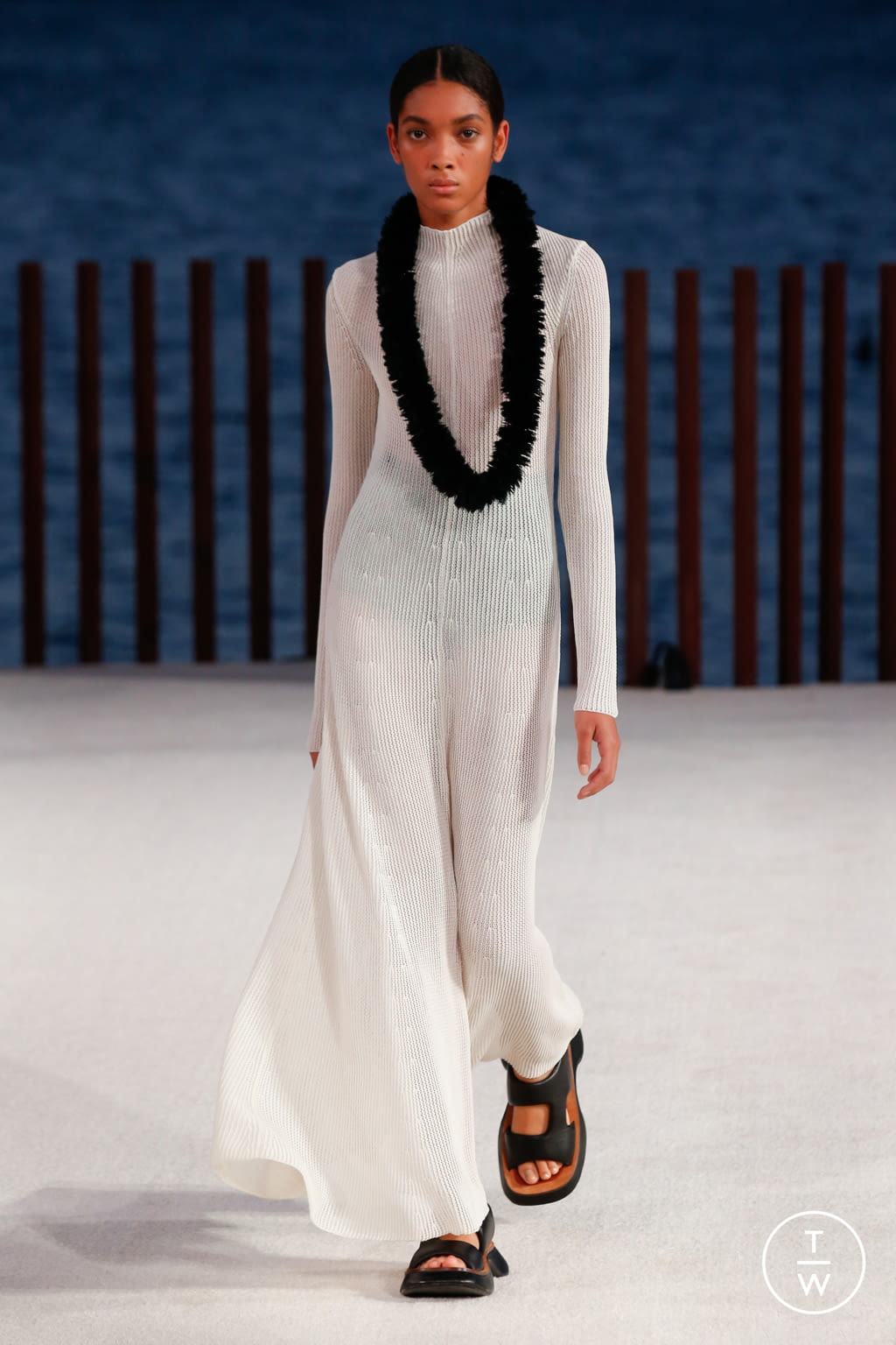 Fashion Week New York Spring/Summer 2022 look 29 from the Proenza Schouler collection womenswear